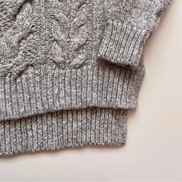 Tommy Hilfiger Adaptive Women's Cable-Knit Sweater with Wide Neck Size XS - Picture 8 of 12